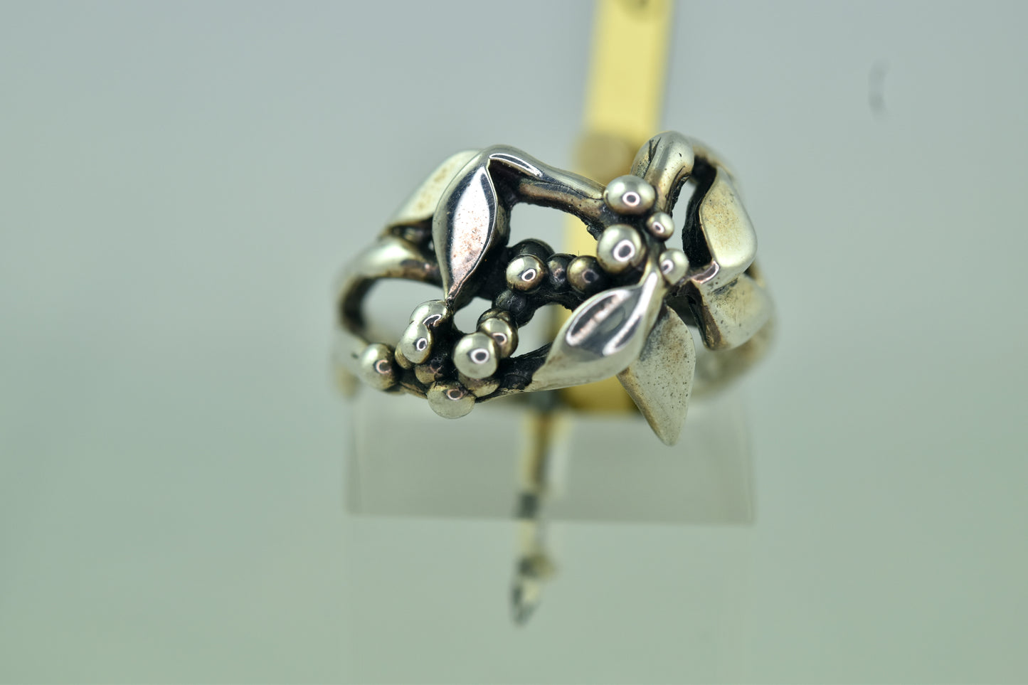 Leafy Ring