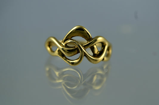 Lacy Knot