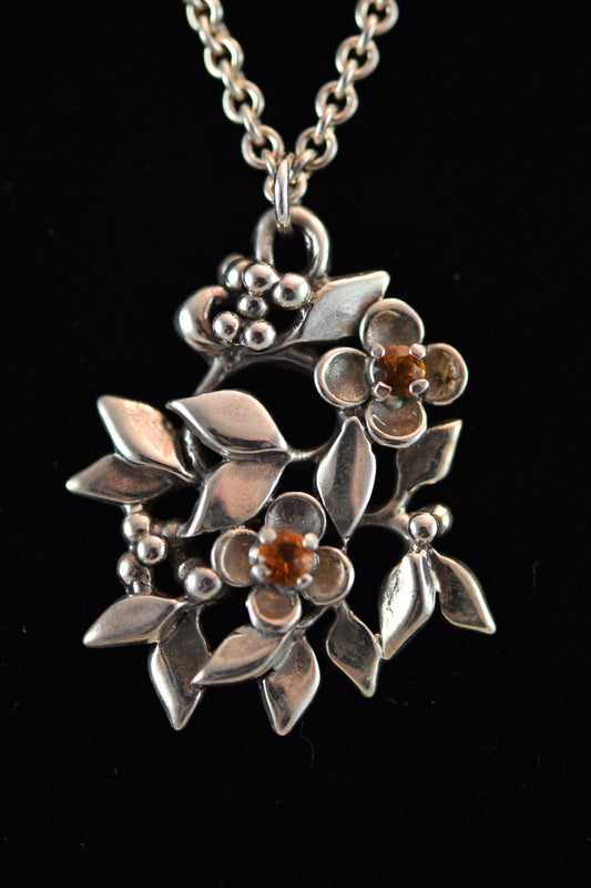 Flowering Pendant